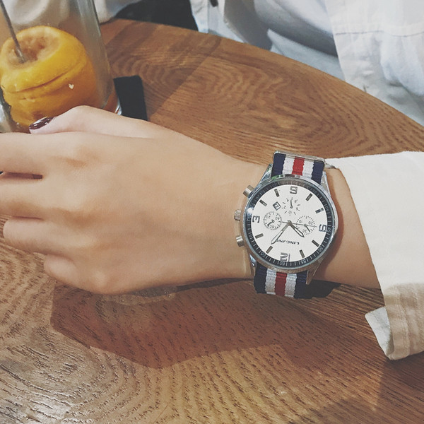 Curea ceas de zi cu zi pentru bărbați - patru culori