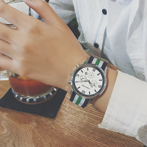 Curea ceas de zi cu zi pentru bărbați - patru culori