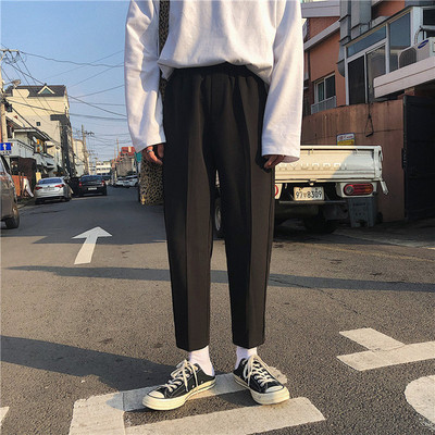 Divatos férfi nadrág két színben széles modellben