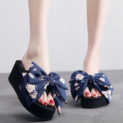 Papuci de damă cu talpă înaltă până la degete cu panglică