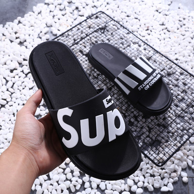 Aktuális férfi és női papucsok több színben felirattal