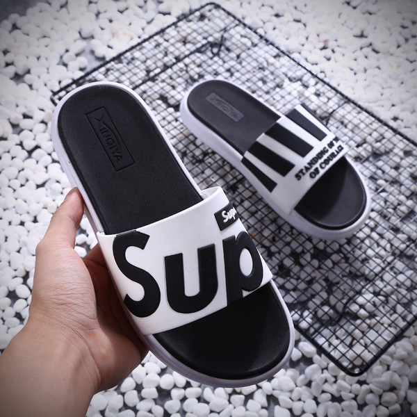 Aktuális férfi és női papucsok több színben felirattal