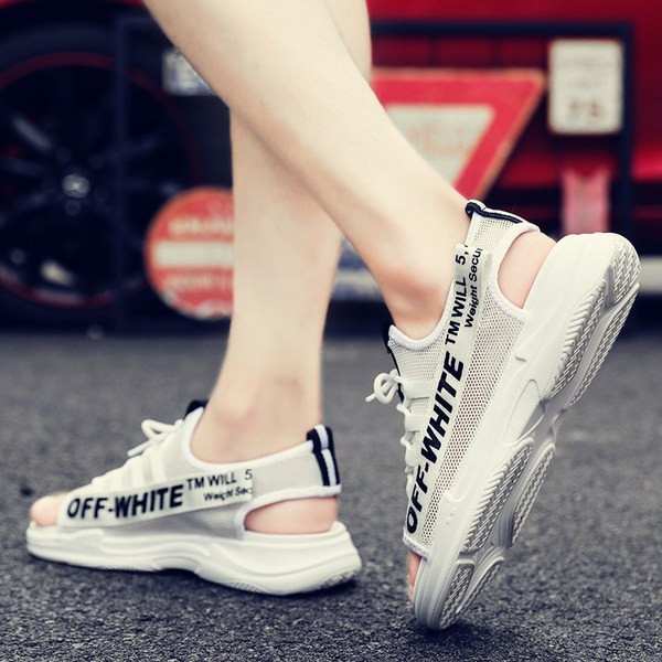 Modern férfi szandál három színben feliratokkal és nyakkendőkkel