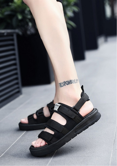 Καθημερινά ανδρικά σανδάλια με βελκρό σε δύο χρώματα