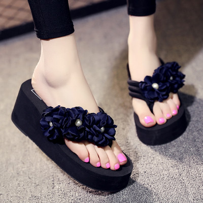 Női platform papucs 3D elemmel több színben