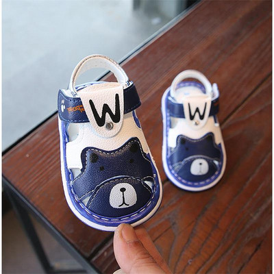 Modern gyerekszandál fiúknak három színben