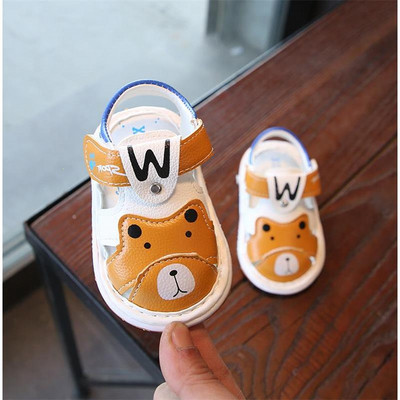 Modern gyerekszandál fiúknak három színben