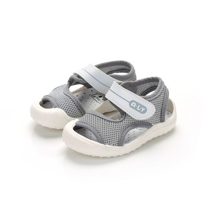 Gyermek szandál fiúknak és lányoknak négy színben