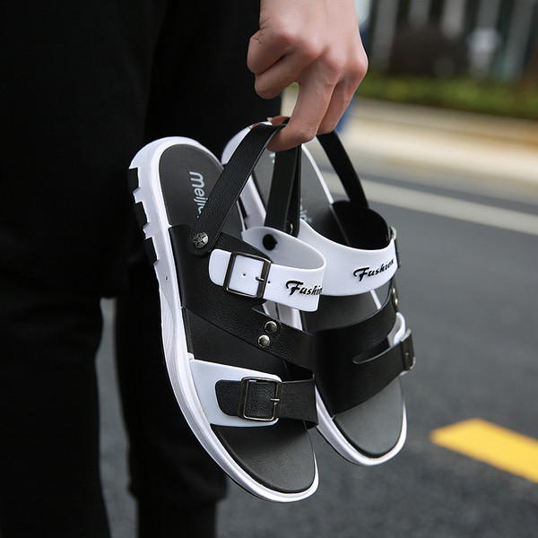 Alkalmi férfi szandál három színben felirattal