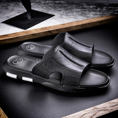 Modern férfi papucs eko bőrből, két színben