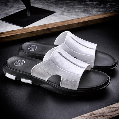 Modern férfi papucs eko bőrből, két színben