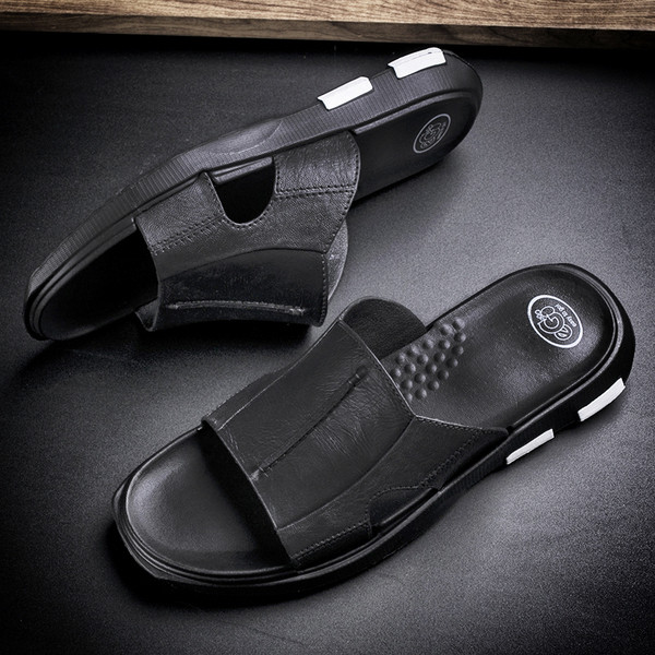 Modern férfi papucs eko bőrből, két színben