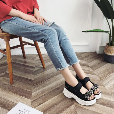 ÚJ Női szandál fekete és szürke színben folttal