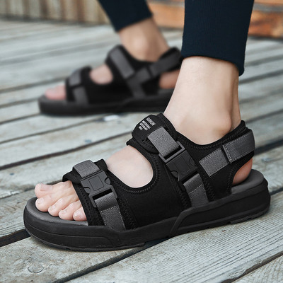 Férfi szandál három színben, lapos talppal