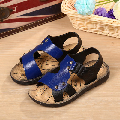 Modern gyerekszandál fiúknak két színben