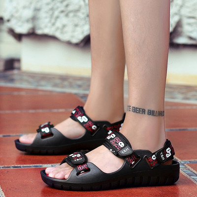 Μοντέρνα ανδρικά σανδάλια σε τρία χρώματα