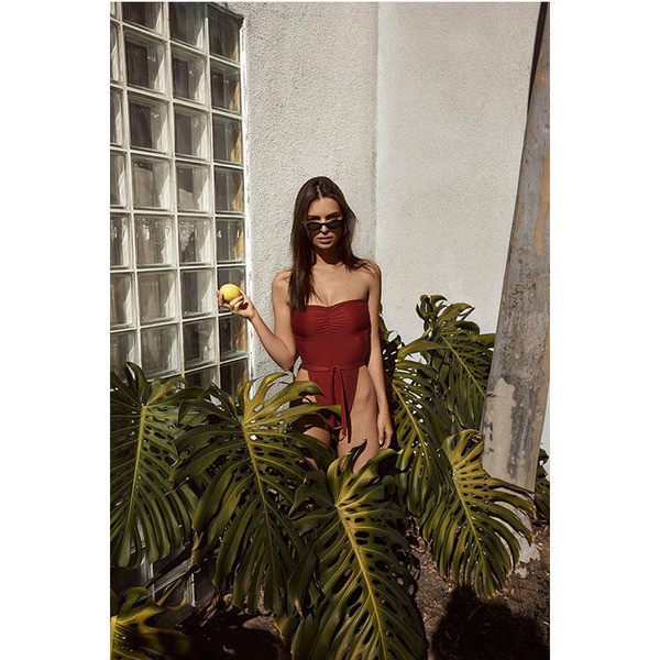 Egyedi női fürdőruha három színben