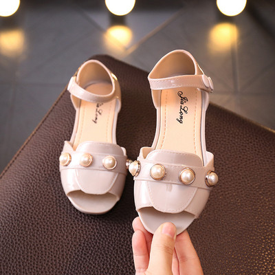 Stílusos gyerekszandál gyöngyökkel több színben