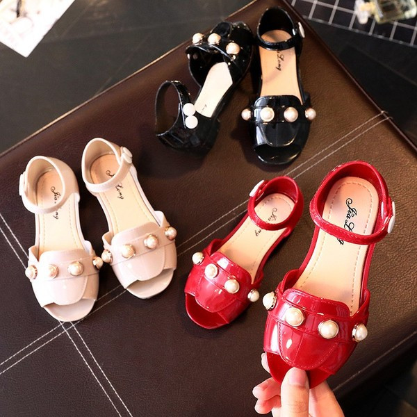 Stílusos gyerekszandál gyöngyökkel több színben