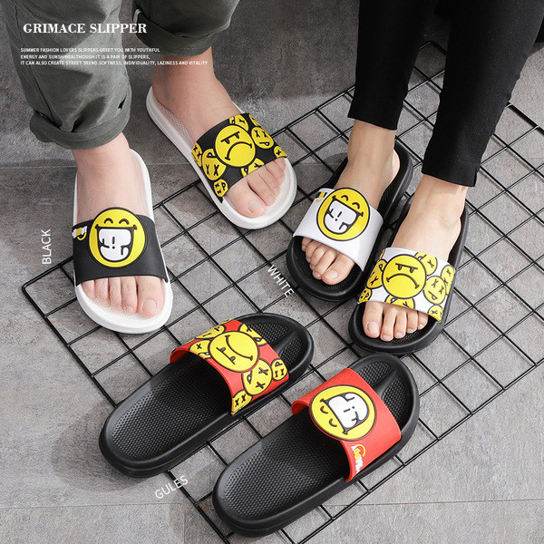 Modern papucs férfiak és nők számára, fekete-fehér színben