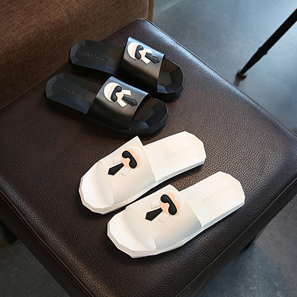 HIT Modern dán papucs fekete-fehér színben