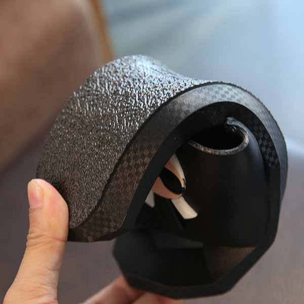 HIT Modern dán papucs fekete-fehér színben