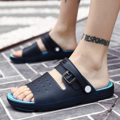 Καθημερινά ανδρικά σανδάλια σε τέσσερα χρώματα