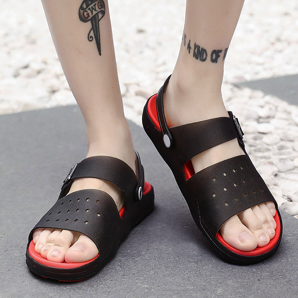 Καθημερινά ανδρικά σανδάλια σε τέσσερα χρώματα