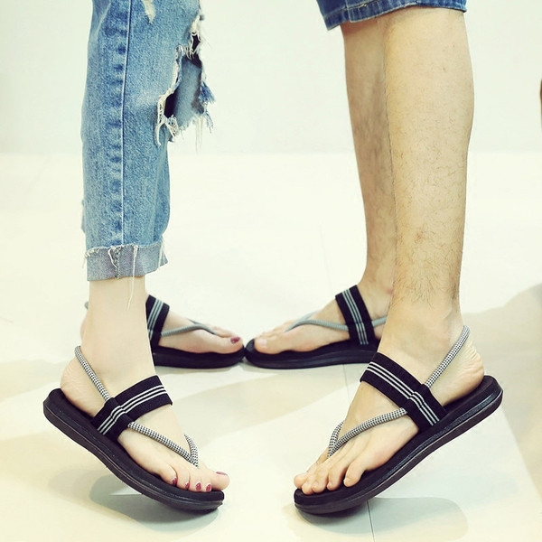 Ежедневни сандали в три цвята с равна подметка подходящи за мъже и жени