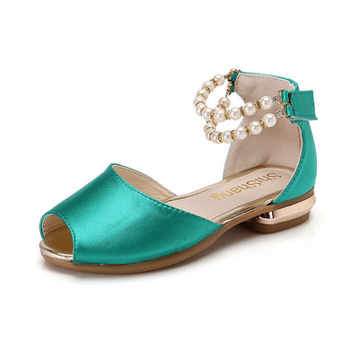 Stílusos gyerekszandál három színben gyöngyökkel