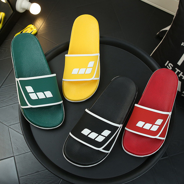 Καθημερινές παντόφλες κατάλληλες για άνδρες και γυναίκες σε διάφορα χρώματα