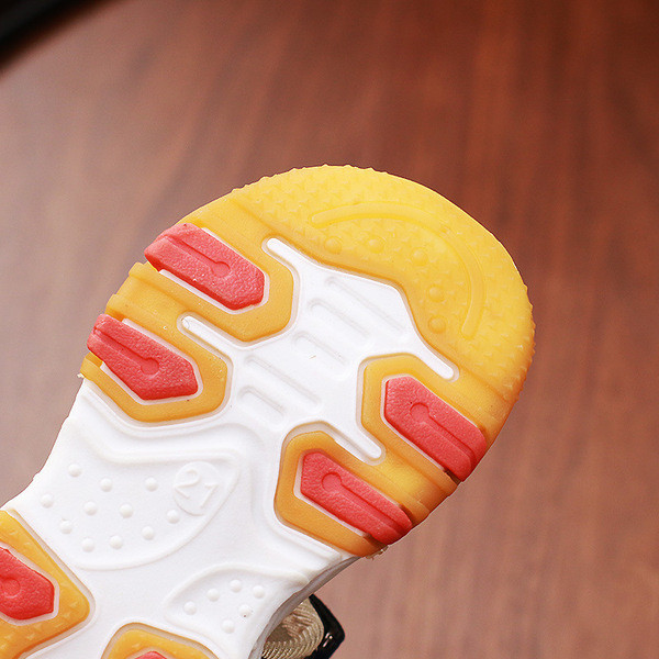 Sandale sport pentru copii in doua culori potrivite pentru fete si baieti