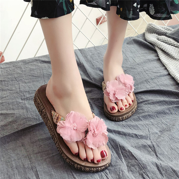 Papuci moderni de dama in albastru si roz