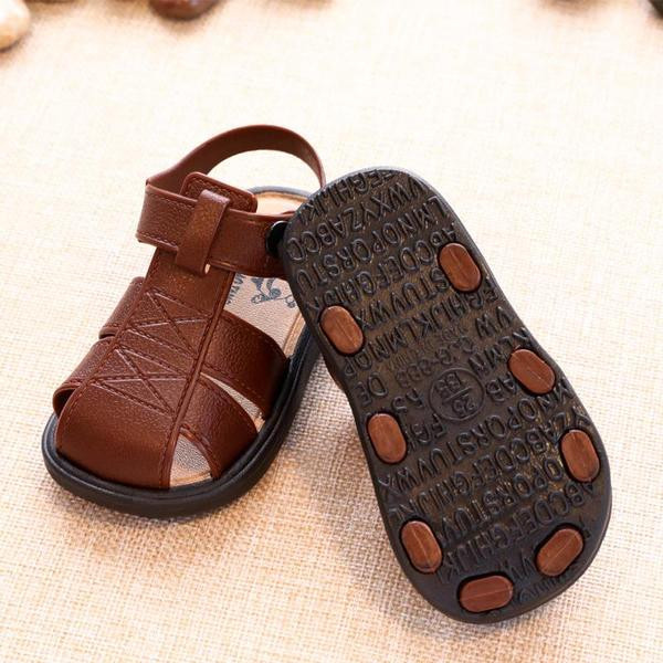 Öko bőrből készült gyerekszandál fiúknak három színben