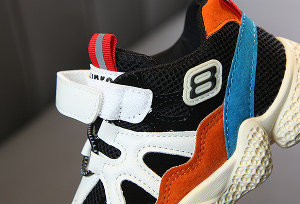 Alkalmi gyerek tornacipő több színben, alkalmas fiúknak és lányoknak