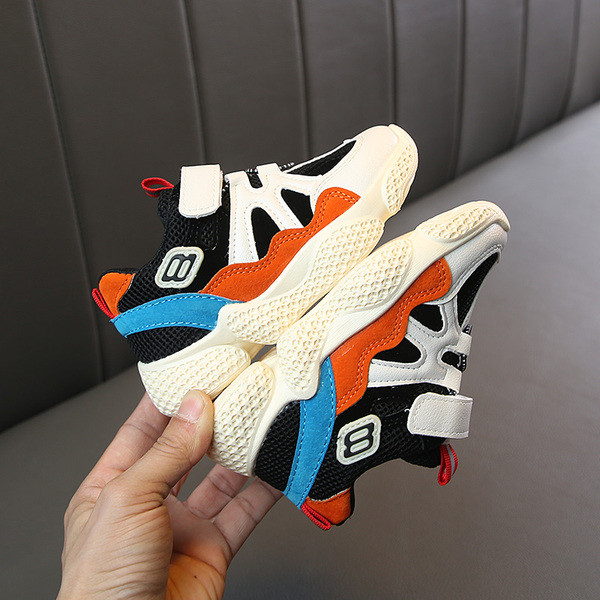 Alkalmi gyerek tornacipő több színben, alkalmas fiúknak és lányoknak