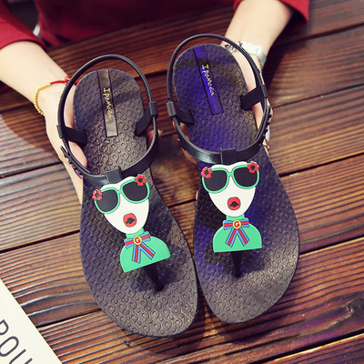 Alkalmi női szandál színes rátéttel