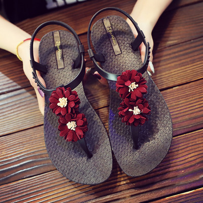 Alkalmi gumi női szandál virággal