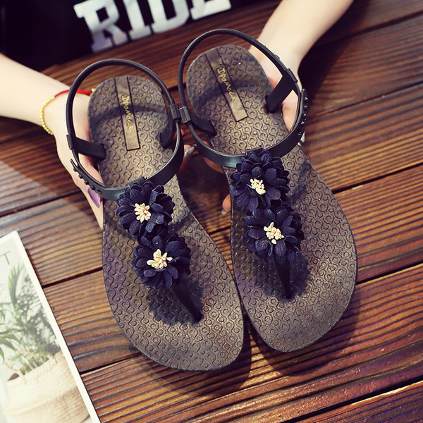 Alkalmi gumi női szandál virággal
