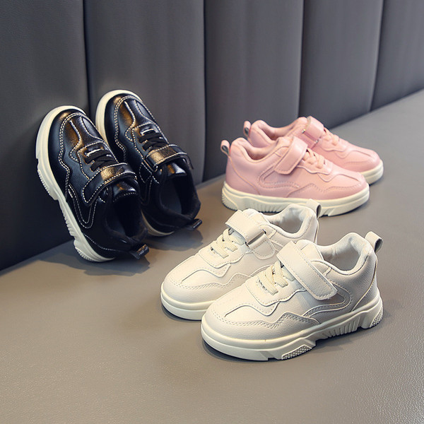 Eko bőrből készült alkalmi gyerek tornacipő három színben, fiúknak és lányoknak egyaránt