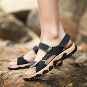 Sport-alkalmi férfi szandál három színben matricával