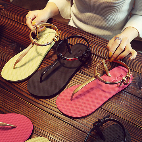 Alkalmi női gumiszandál három színben