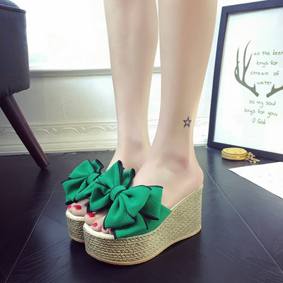 Női papucs 3D szalag elemmel több színben