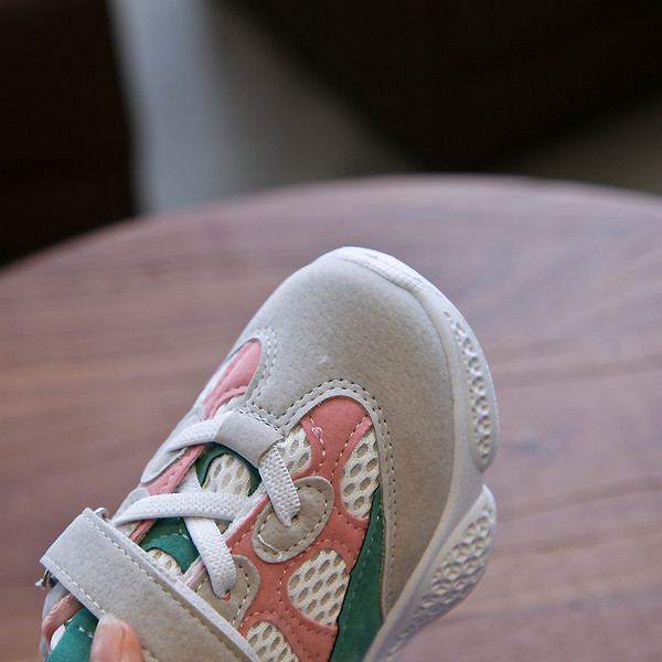 Adidași pentru copii de zi cu zi în verde și roz