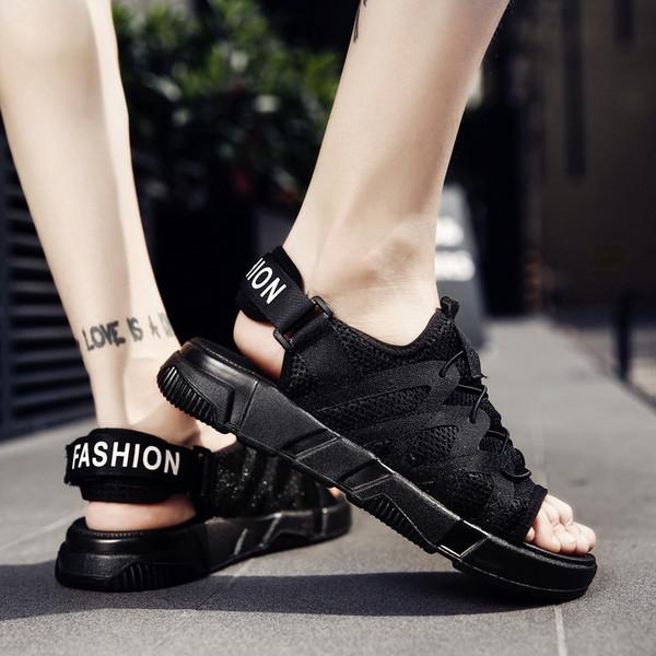 Modern férfi szandál fűzős két színben