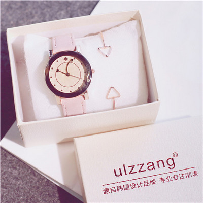 Női napi karóra öt színben