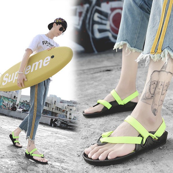 Alkalmi férfi szandál két színben