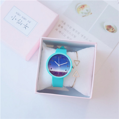 Γυναικείο ρολόι με λουρί σιλικόνης σε πέντε χρώματα