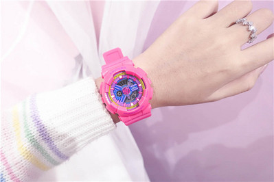 Дамски водоустойчив часовник в няколко цвята 