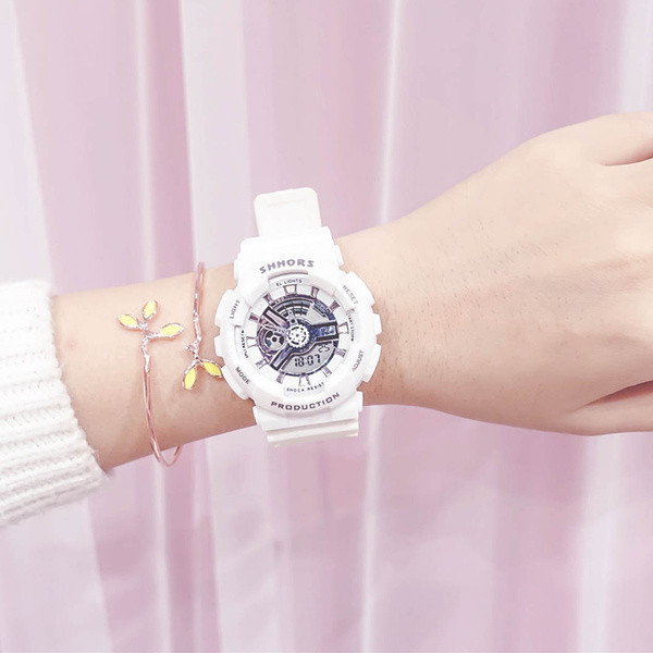 Дамски водоустойчив часовник в няколко цвята 